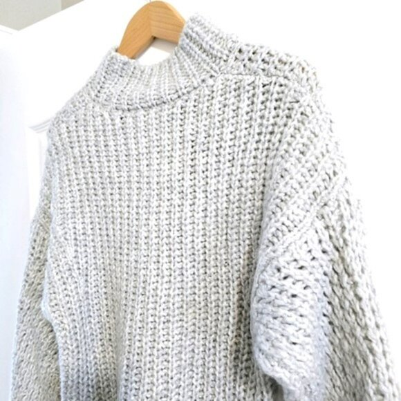 Express Women's Sweater Size Medium Light Blue Grey Chunky Knit High Neck Preppy - Picture 11 of 15